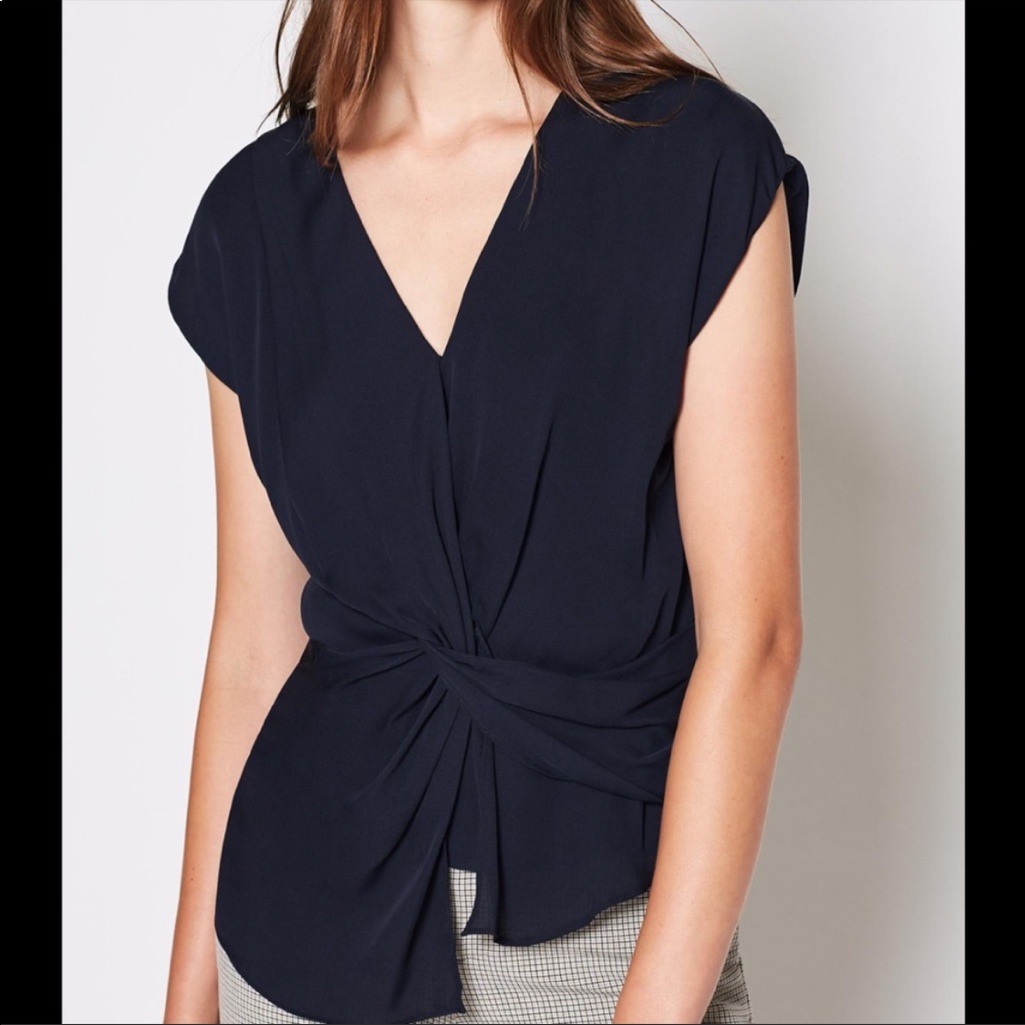 Nwot Joie Bosko Silk Top In Midnight Navy